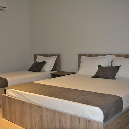 Hotel Vila Nino Берат Екстер'єр фото