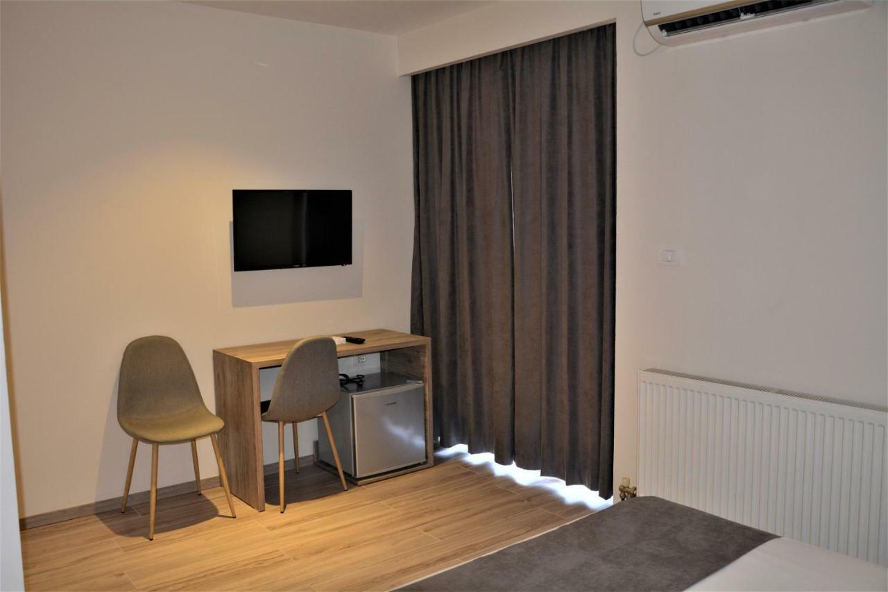 Hotel Vila Nino Берат Екстер'єр фото
