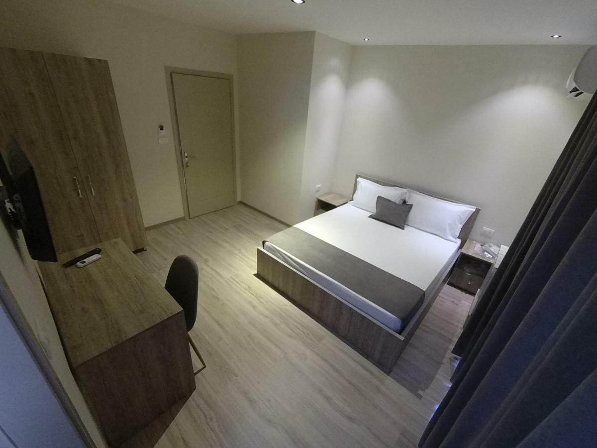 Hotel Vila Nino Берат Екстер'єр фото