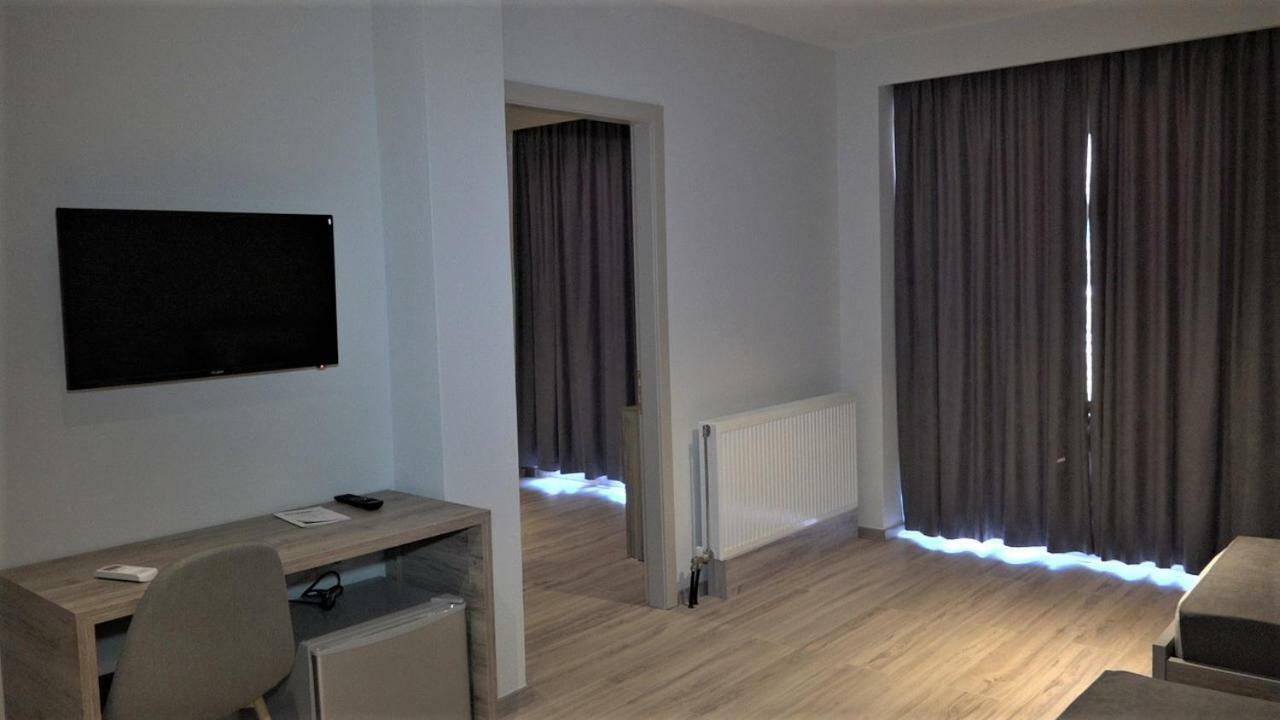 Hotel Vila Nino Берат Екстер'єр фото