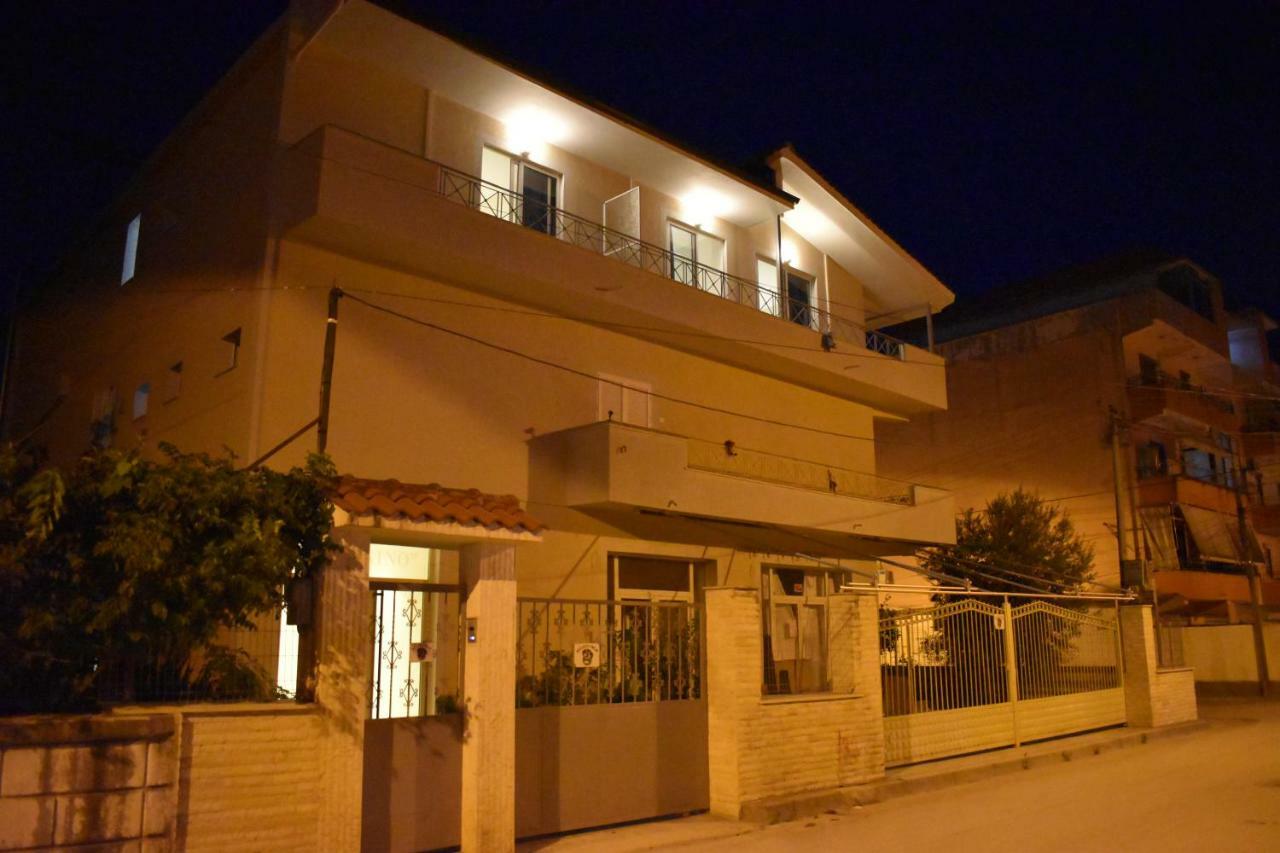 Hotel Vila Nino Берат Екстер'єр фото