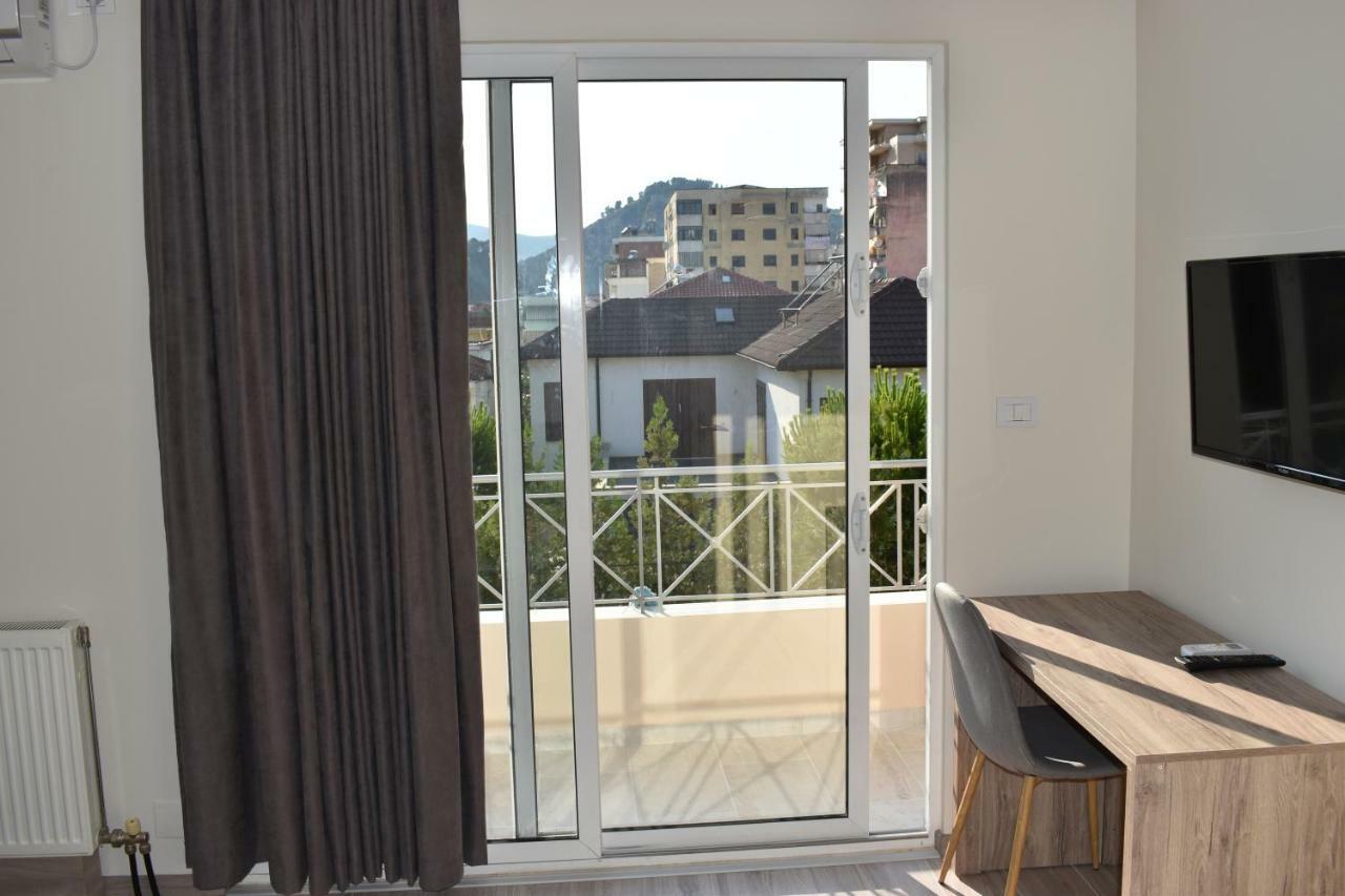Hotel Vila Nino Берат Екстер'єр фото